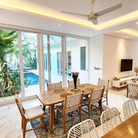 Villa Vana Seminyak Esterno foto