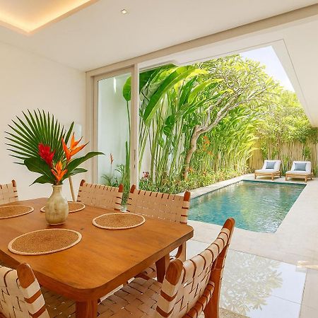 Villa Vana Seminyak Esterno foto