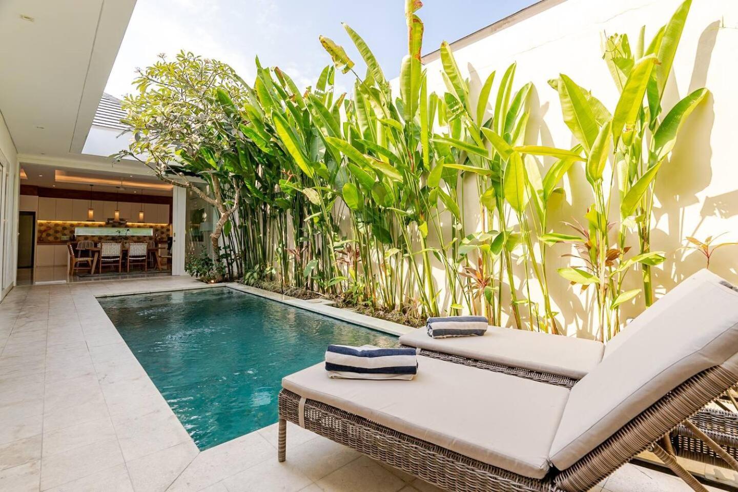 Villa Vana Seminyak Esterno foto