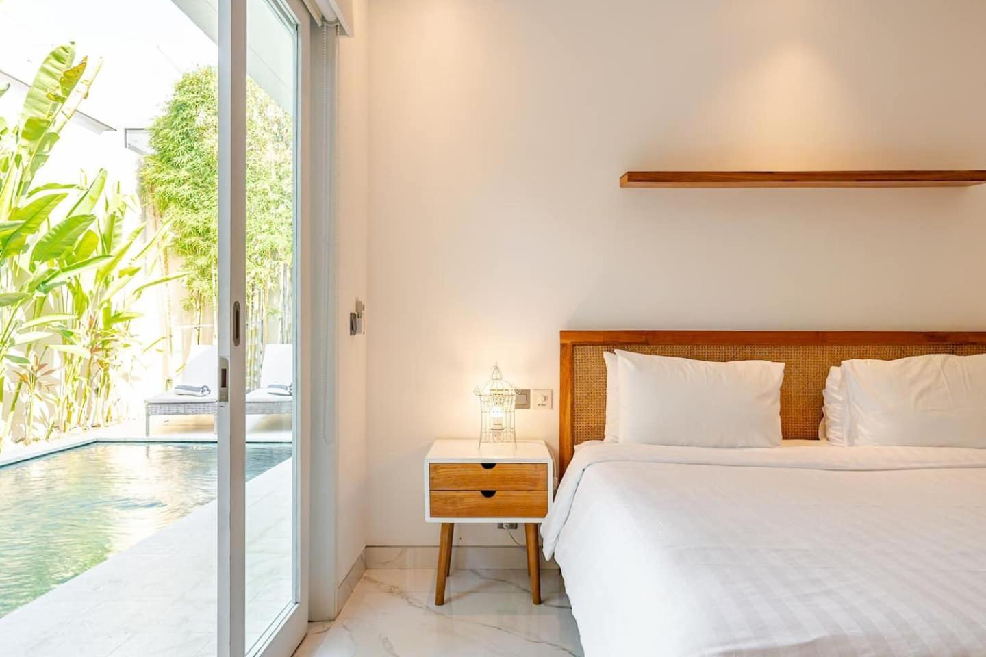 Villa Vana Seminyak Esterno foto